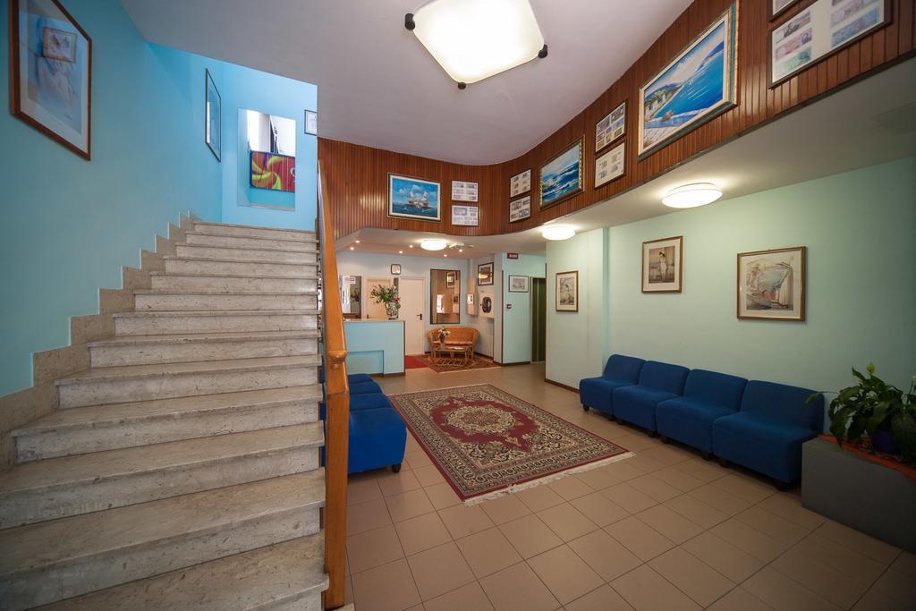 Hotel Madison Riccione Extérieur photo