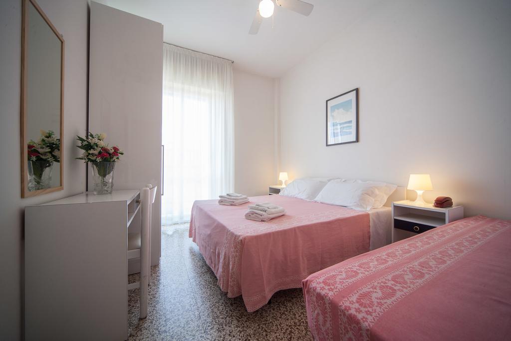 Hotel Madison Riccione Chambre photo