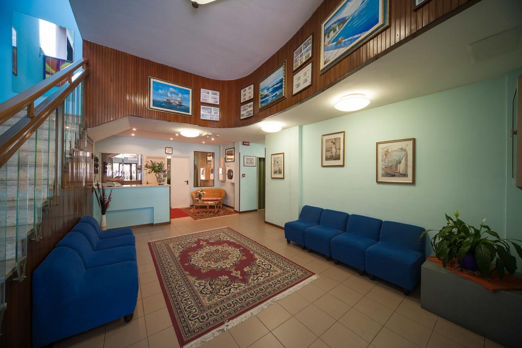 Hotel Madison Riccione Extérieur photo